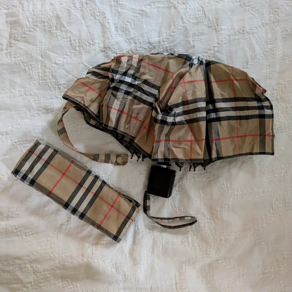 Burberry Vintage Travel Folding Umbrella - Picture 3 of 14
